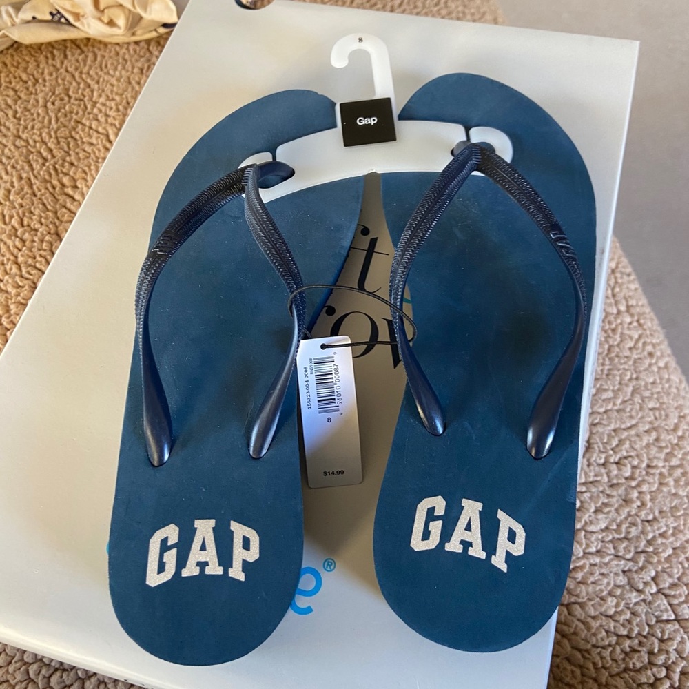 Gap flip-flops